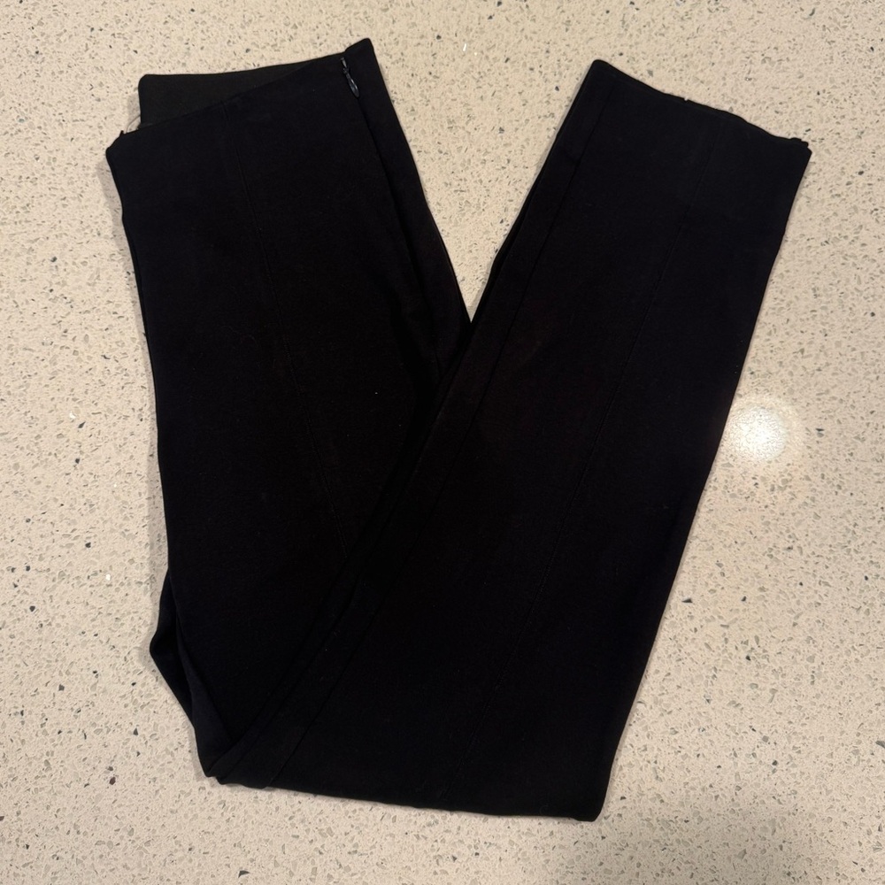 Quince Ultra-Stretch Ponte Pintuck Ankle Pants | 25” inseam | Small - Picture 4 of 9